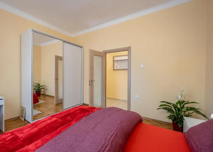 Riviere Luxury